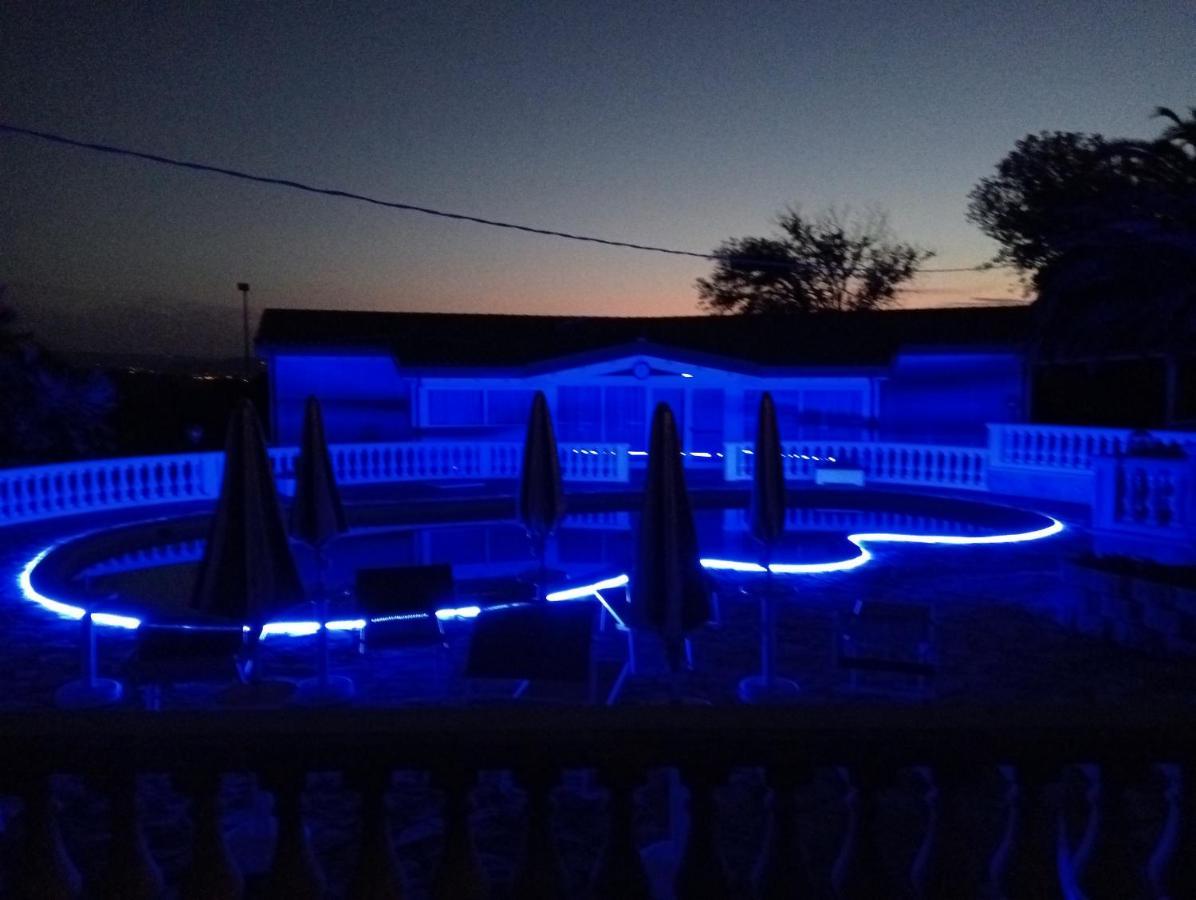 Country House Resort Villa Giardino Degli Eventi Fano Zewnętrze zdjęcie