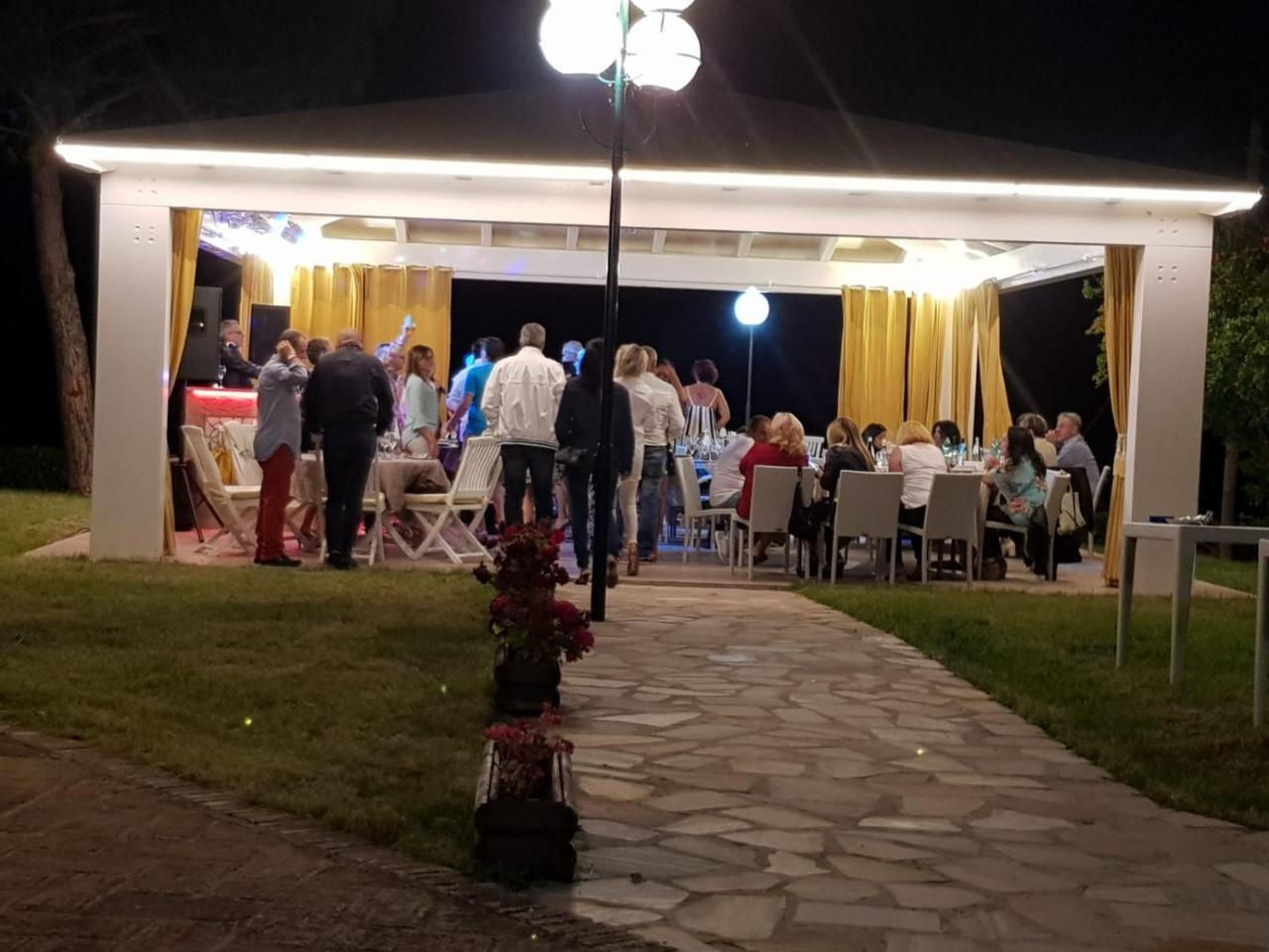 Country House Resort Villa Giardino Degli Eventi Fano Zewnętrze zdjęcie